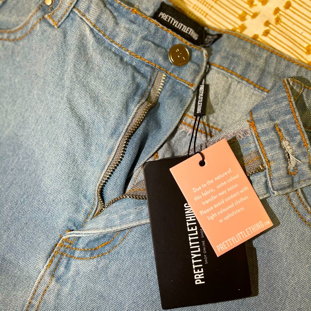 W Denim High-Waisted Shorts!
